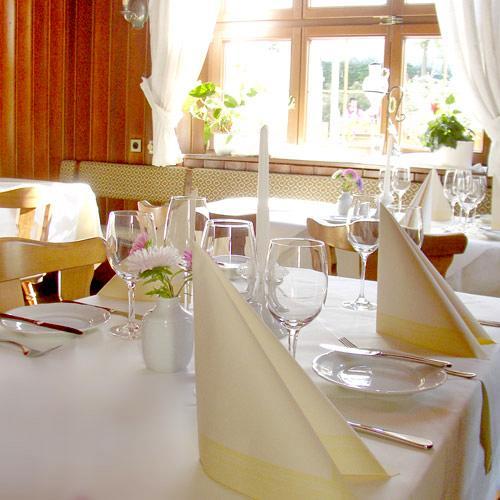 Hotel Restaurant Engel Pfaffenweiler Exteriör bild